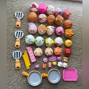 42 pc. Num Noms Lot 🍔🍭